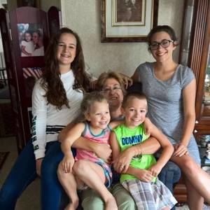 Meet your Posher, Victoria